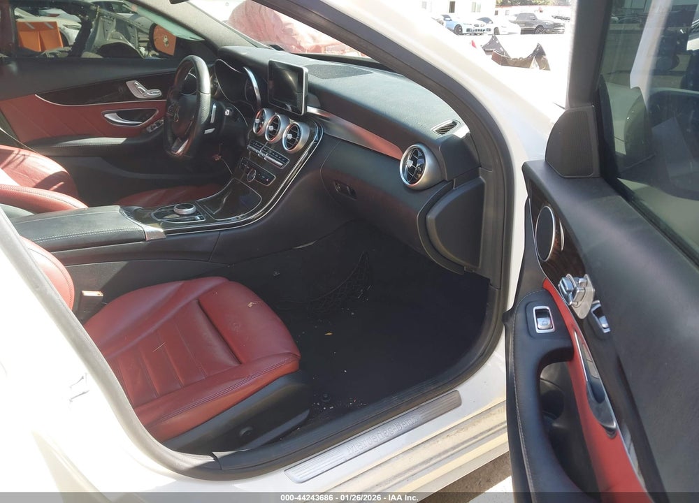 2018 MERCEDES-BENZ C 300 VIN: 55SWF4JB8JU257358