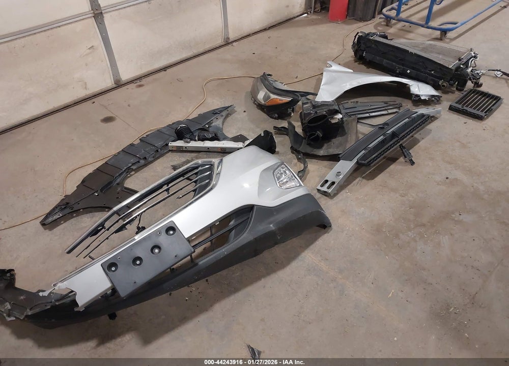 2019 CHEVROLET EQUINOX PREMIER VIN: 2GNAXXEV6K6102000