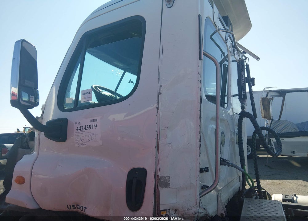 2013 FREIGHTLINER CASCADIA 113 VIN: 1FUBGADV7DLBW3373