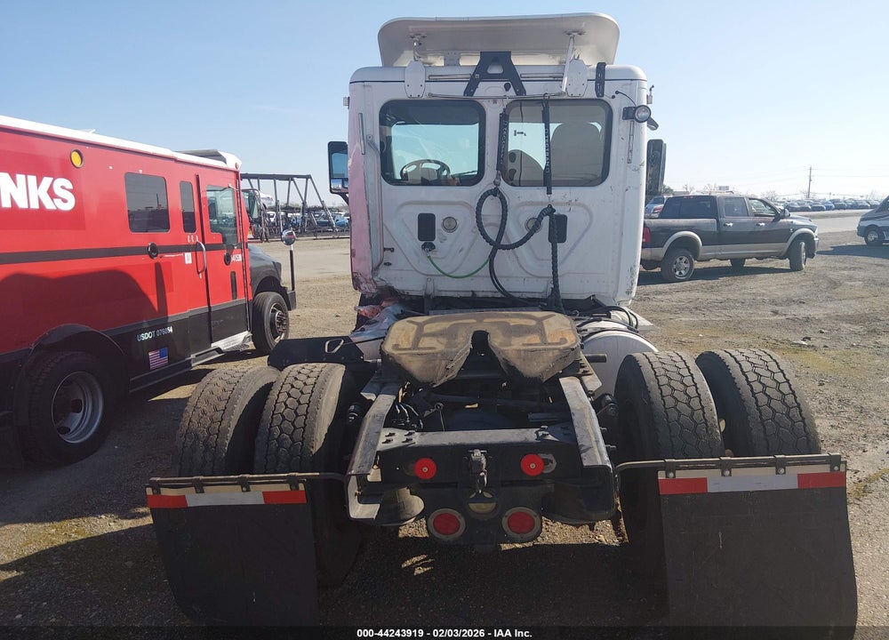 2013 FREIGHTLINER CASCADIA 113 VIN: 1FUBGADV7DLBW3373