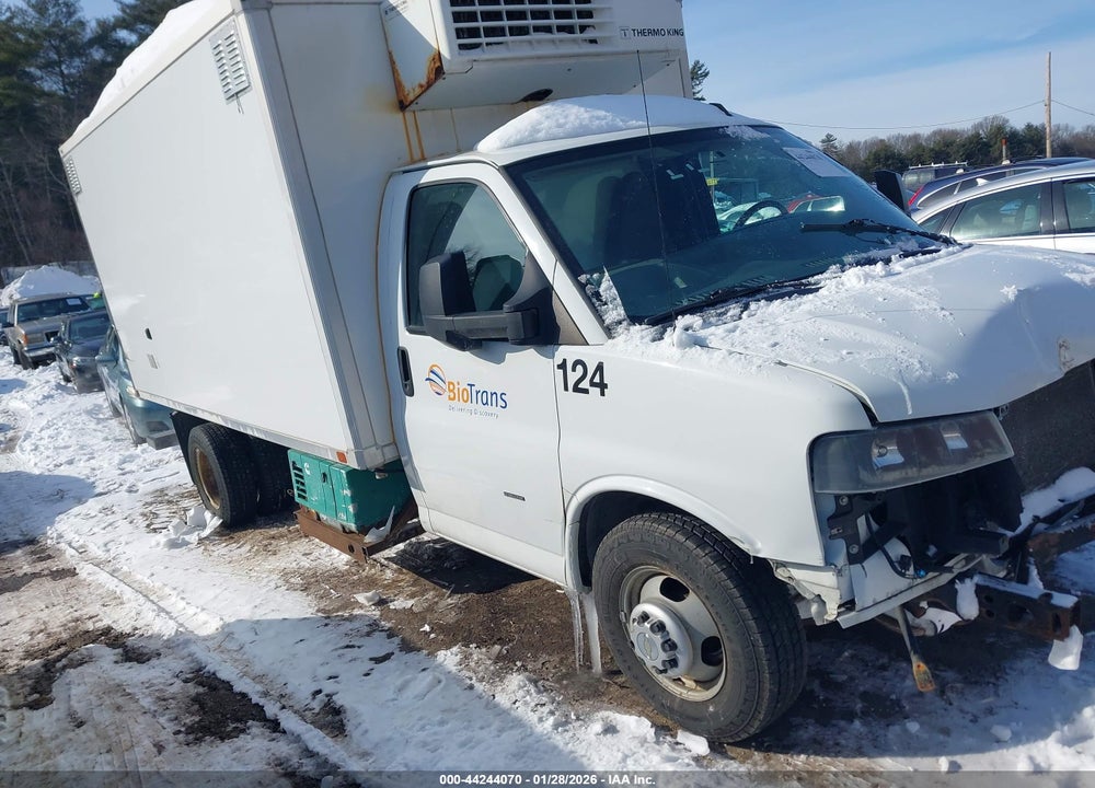 2019 CHEVROLET EXPRESS CUTAWAY 4500 4500 VAN VIN: 1GB0GSFP8K1369797