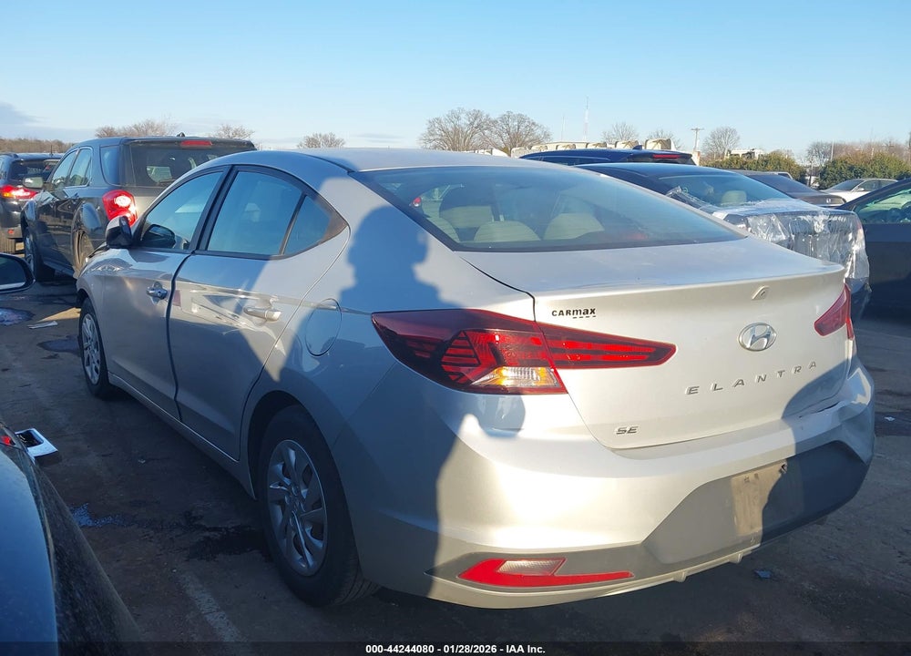 2019 HYUNDAI ELANTRA SE VIN: 5NPD74LF7KH490530