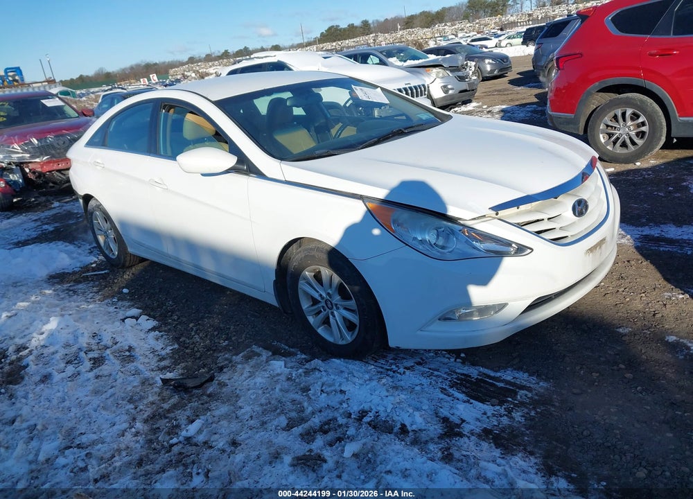 2013 HYUNDAI SONATA GLS VIN: 5NPEB4AC4DH785776