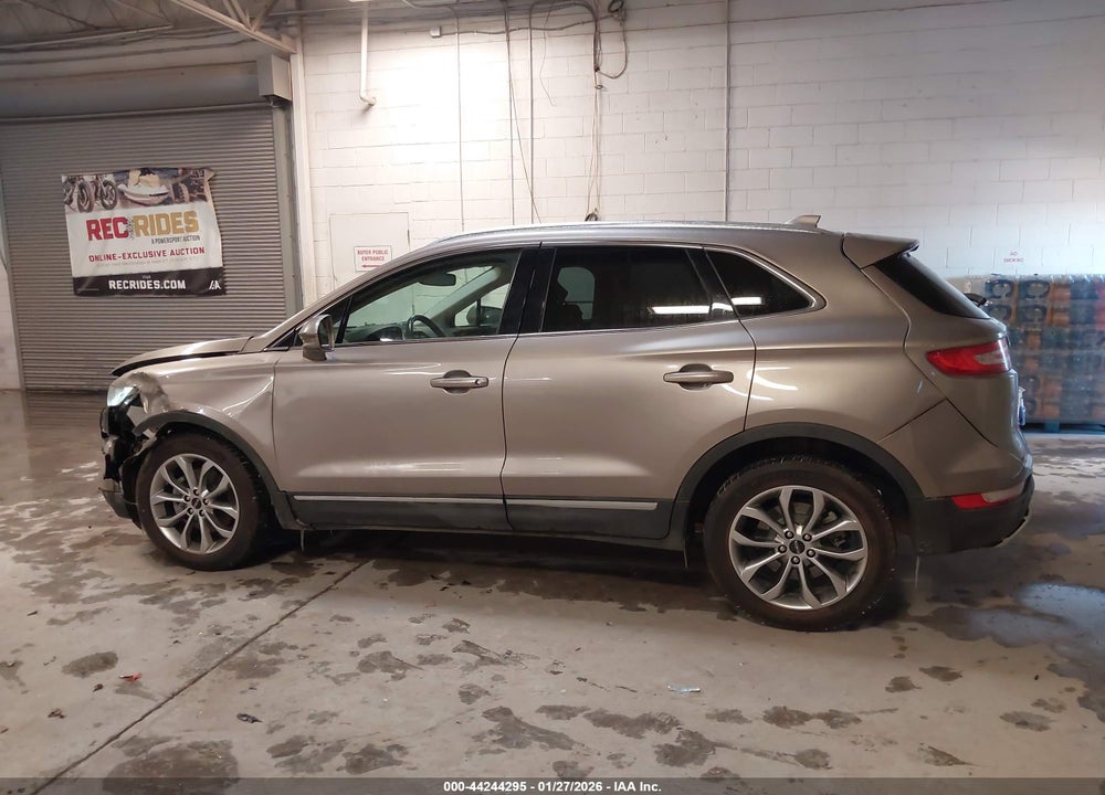 2019 LINCOLN MKC SELECT VIN: 5LMCJ2C9XKUL06899