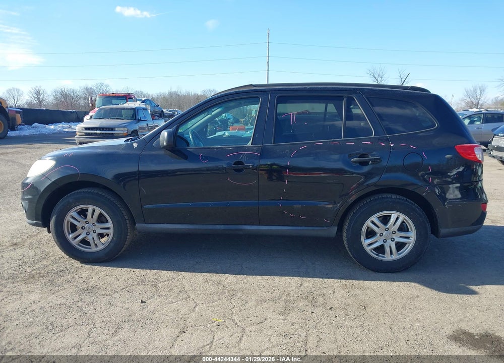 2011 HYUNDAI SANTA FE GLS VIN: 5XYZGDABXBG017282