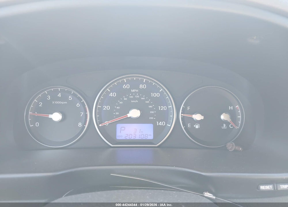 2011 HYUNDAI SANTA FE GLS VIN: 5XYZGDABXBG017282