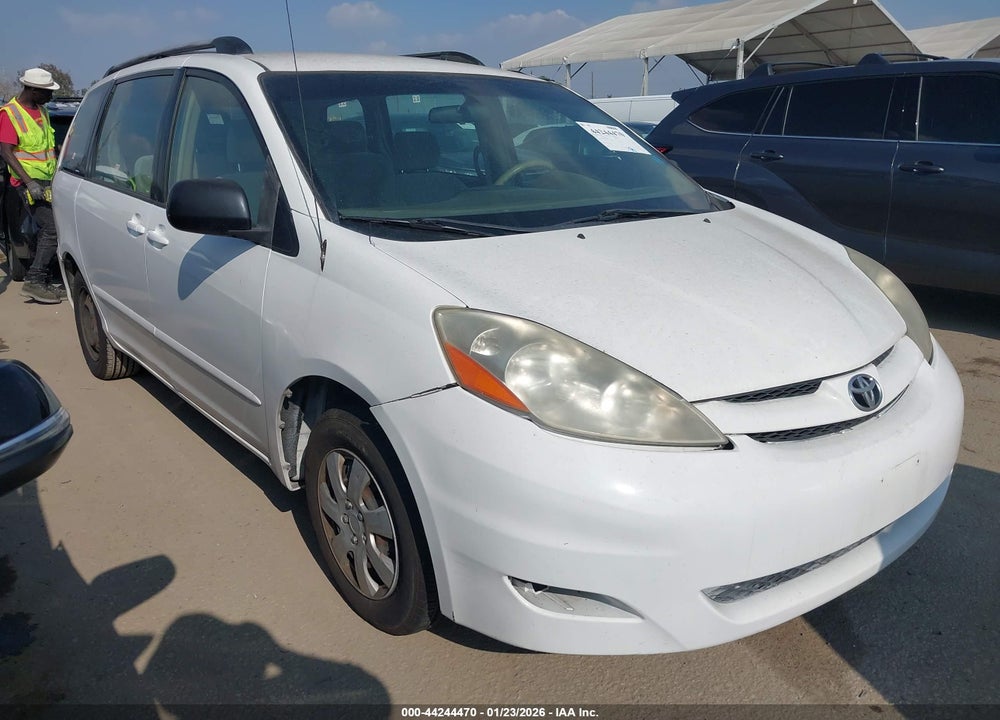 2008 TOYOTA SIENNA CE VIN: 5TDZK23C88S193820