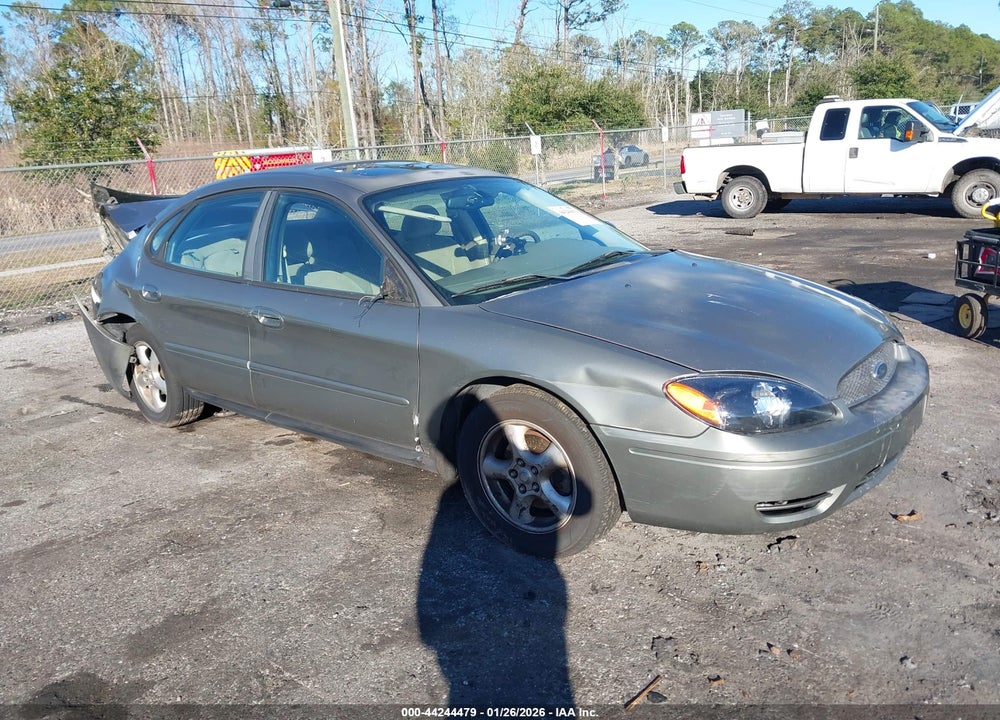 2004 FORD TAURUS SES VIN: 1FAFP55U04G130863