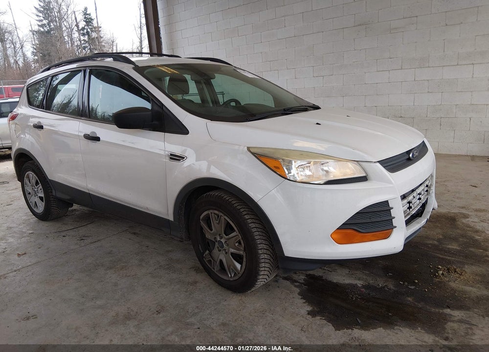 2015 FORD ESCAPE S VIN: 1FMCU0F75FUC89718