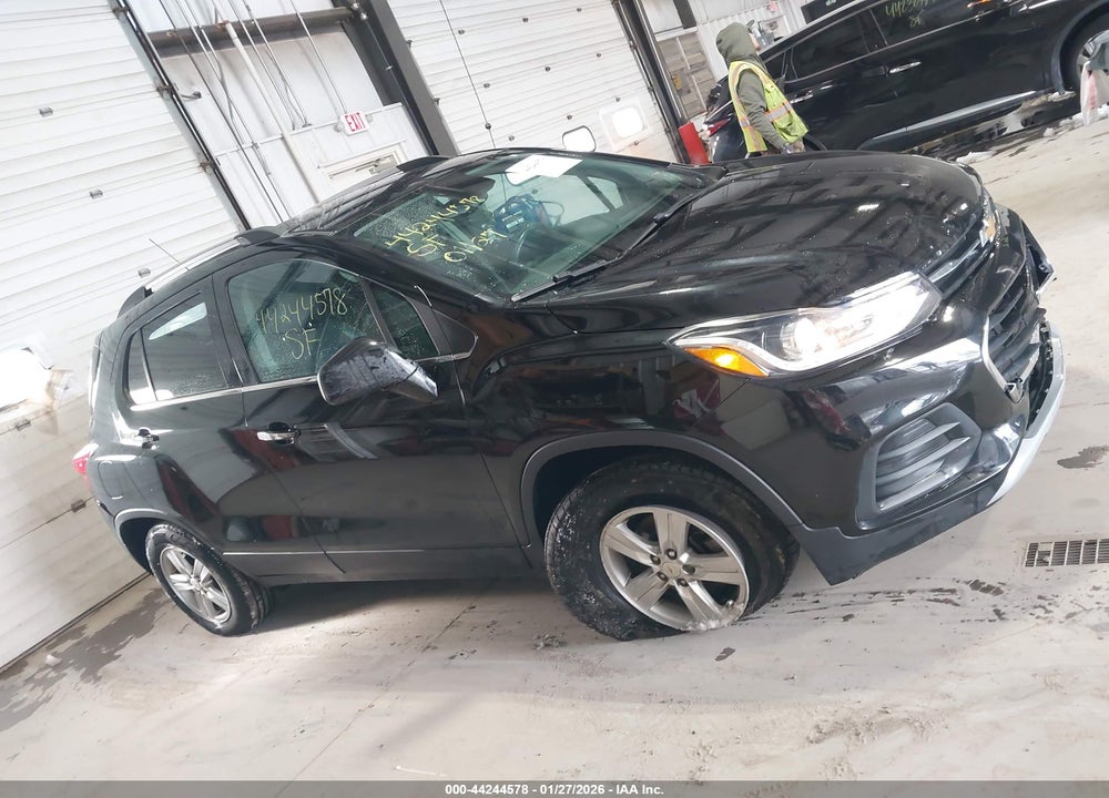 2020 CHEVROLET TRAX AWD LT VIN: KL7CJPSB6LB092237