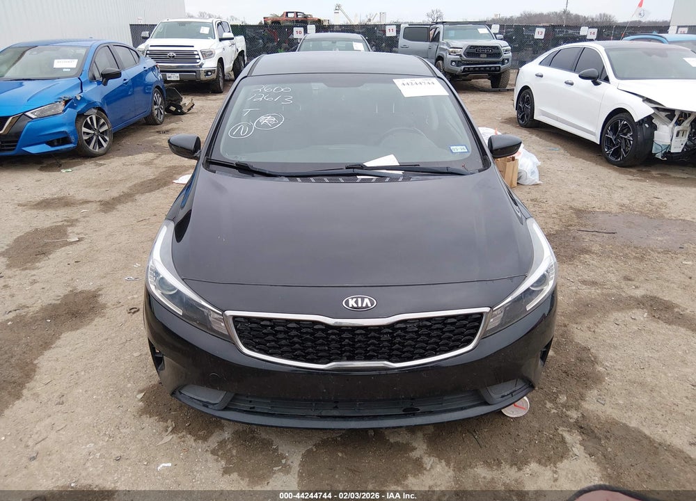2018 KIA FORTE S VIN: 3KPFL4A78JE191597