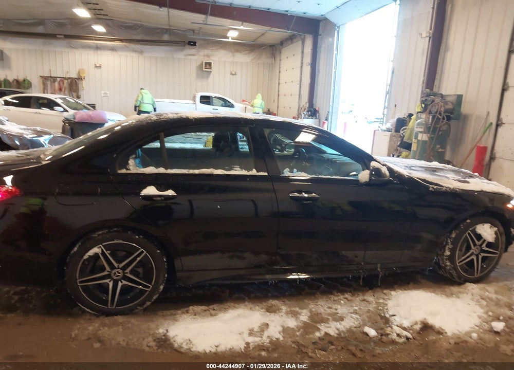 2024 MERCEDES-BENZ C 300 VIN: W1KAF4HB4RR221552
