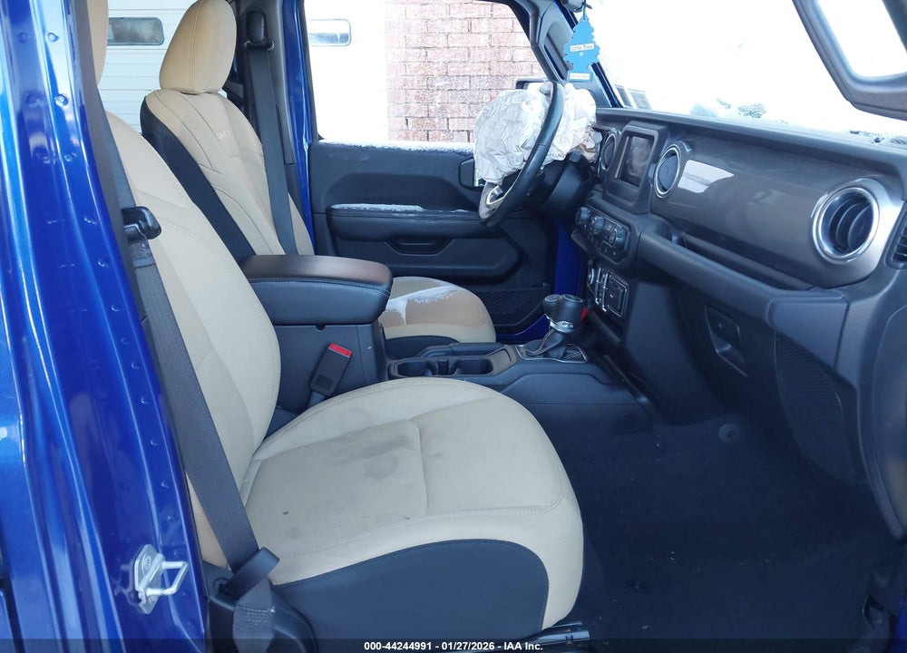 2019 JEEP WRANGLER UNLIMITED SAHARA 4X4 VIN: 1C4HJXEN6KW501830