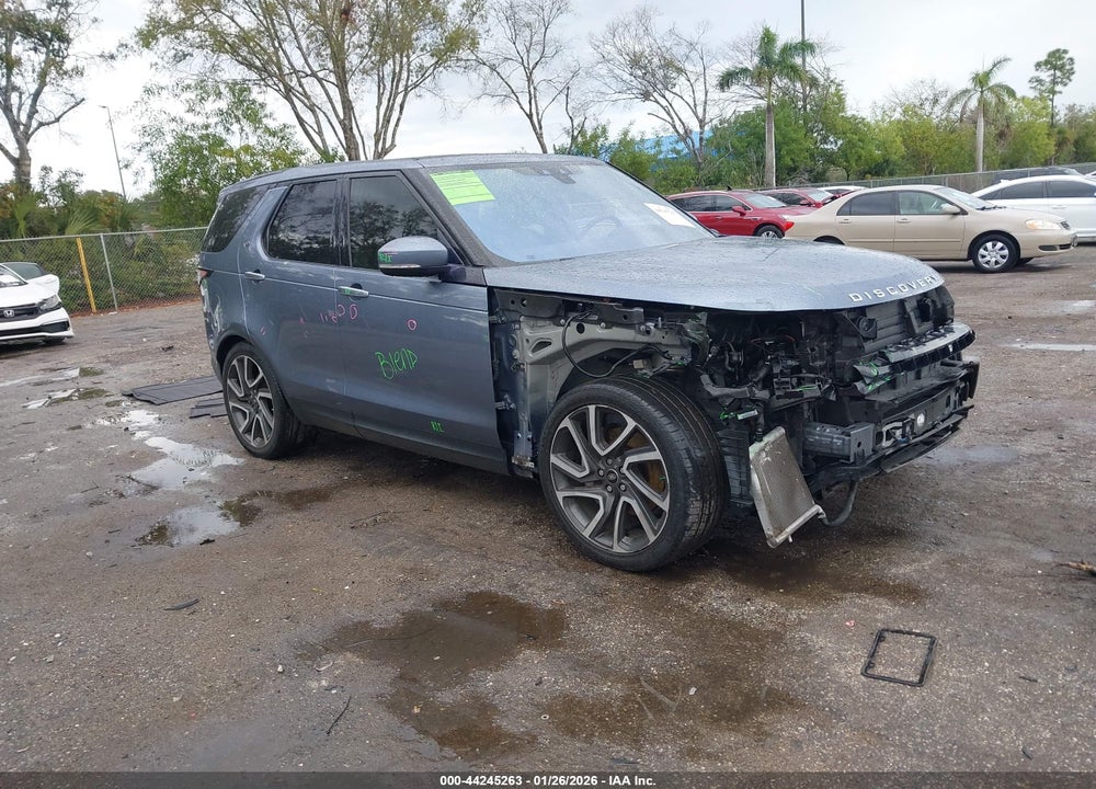 2019 LAND ROVER DISCOVERY HSE LUXURY VIN: SALRT2RV0K2408250