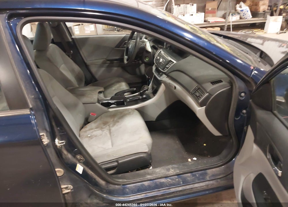 2015 HONDA ACCORD LX VIN: 1HGCR2F34FA017369