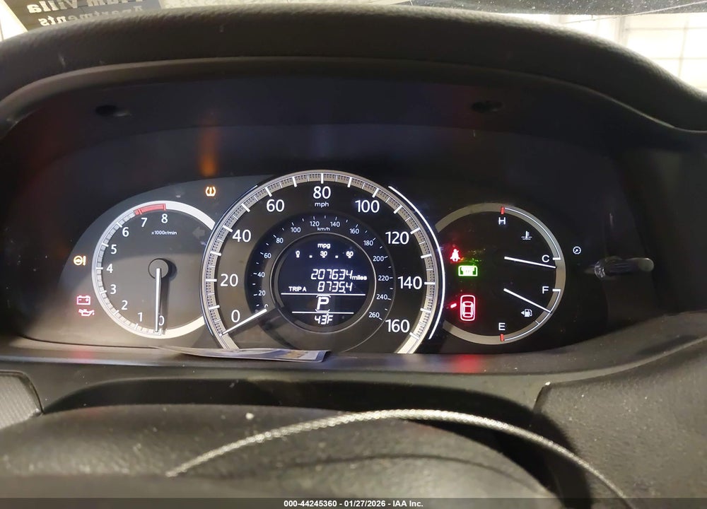 2015 HONDA ACCORD LX VIN: 1HGCR2F34FA017369