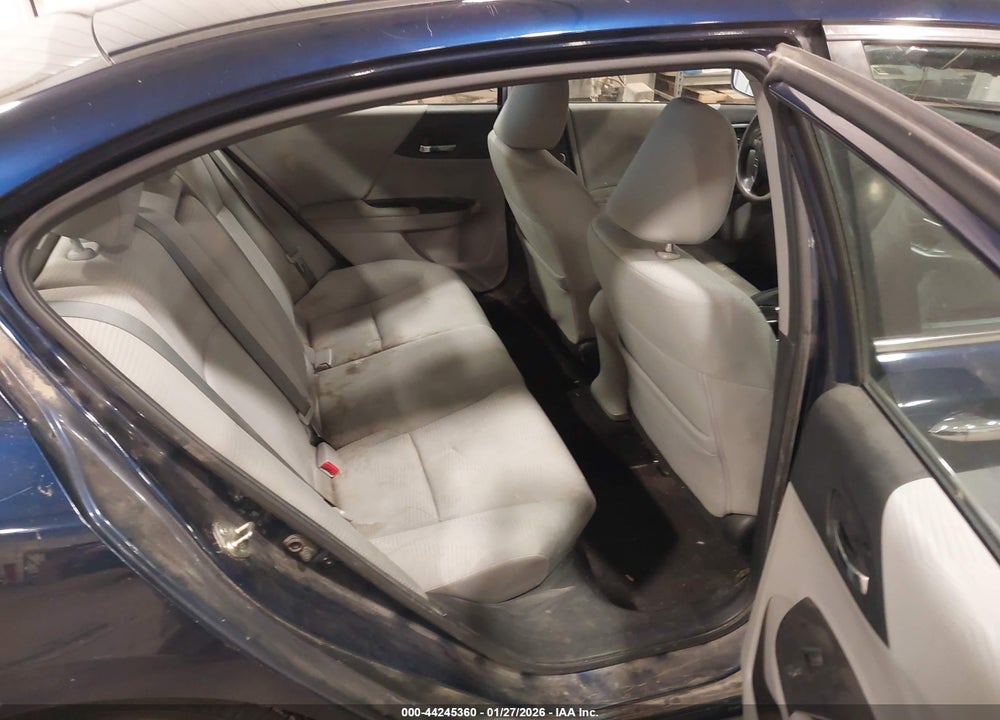 2015 HONDA ACCORD LX VIN: 1HGCR2F34FA017369