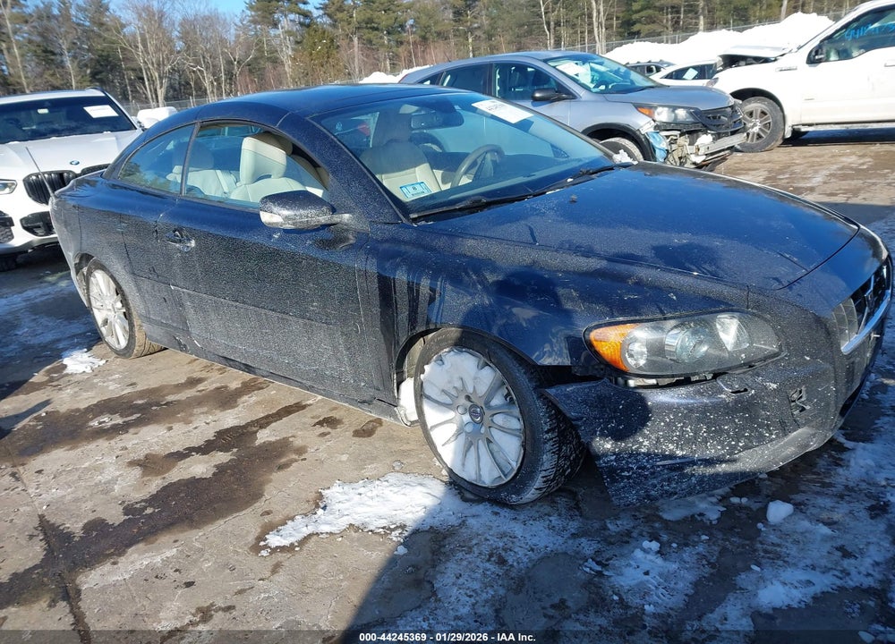 2007 VOLVO C70 T5 VIN: YV1MC682X7J022538