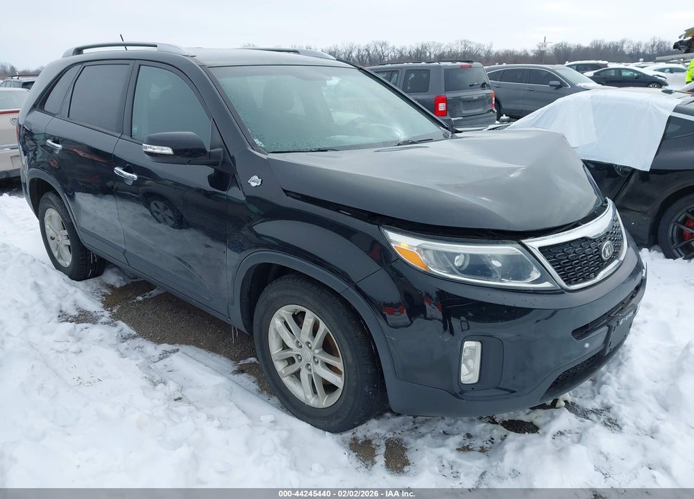 2014 KIA SORENTO LX VIN: 5XYKT3A68EG443065
