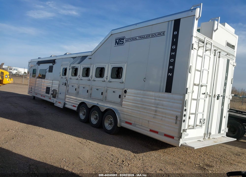 2024 LAKOTA BH8516TSR  HORSE TRAILER VIN: 58JGB5K34R1000642
