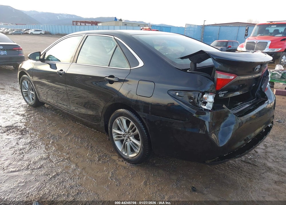 2015 TOYOTA CAMRY SE VIN: 4T1BF1FK5FU978027
