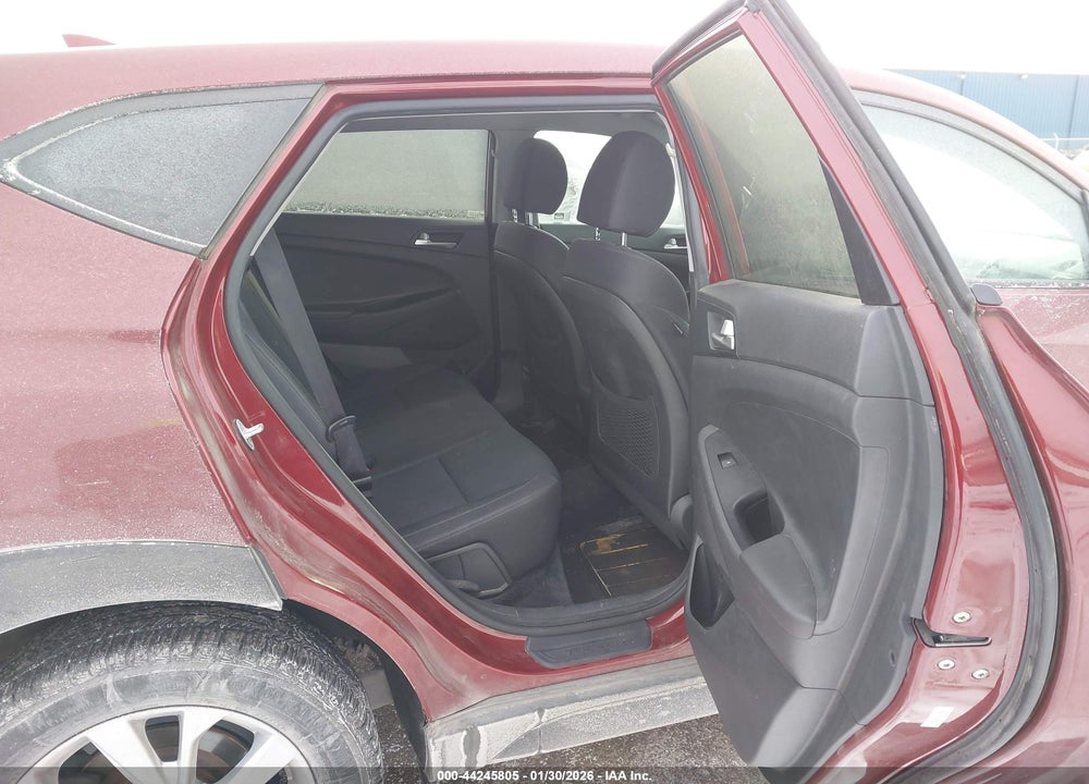 2019 HYUNDAI TUCSON SE VIN: KM8J23A43KU001880