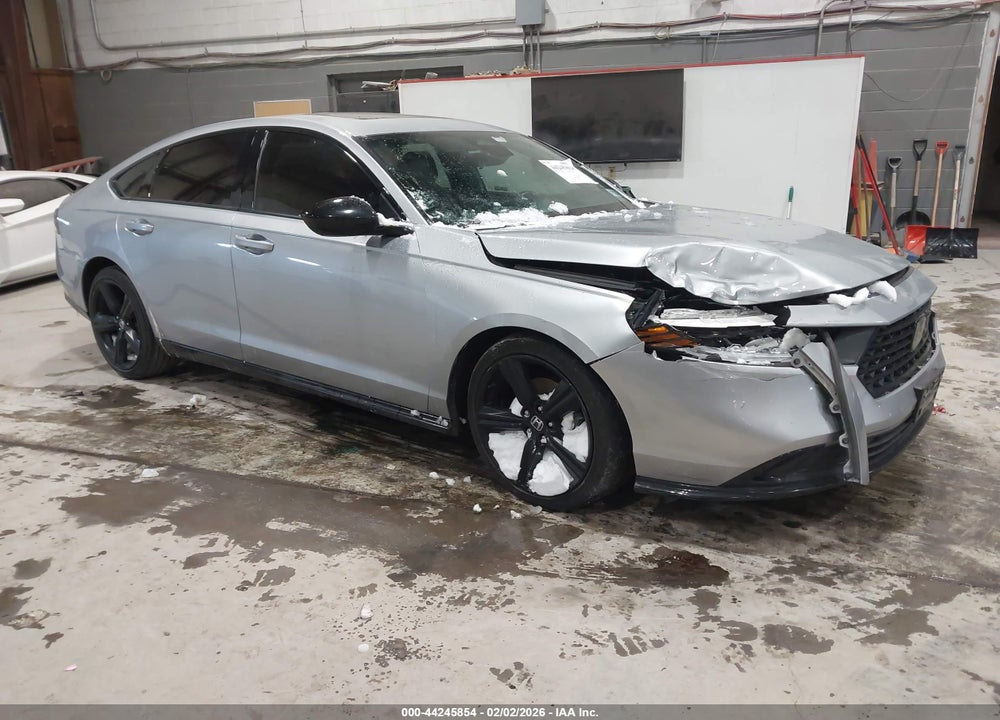 2024 HONDA ACCORD HYBRID SPORT-L VIN: 1HGCY2F71RA069018