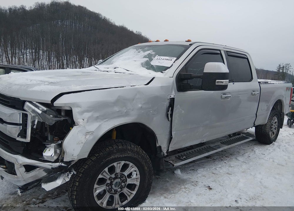 2017 FORD F-350 XLT VIN: 1FT8W3B68HEF32342