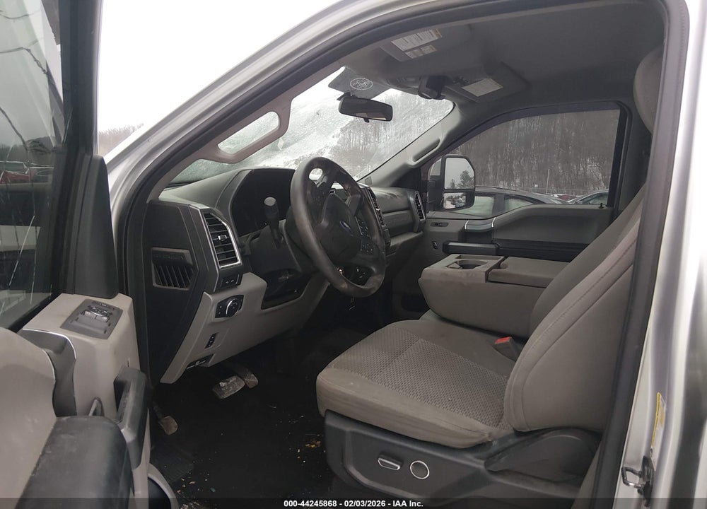2017 FORD F-350 XLT VIN: 1FT8W3B68HEF32342