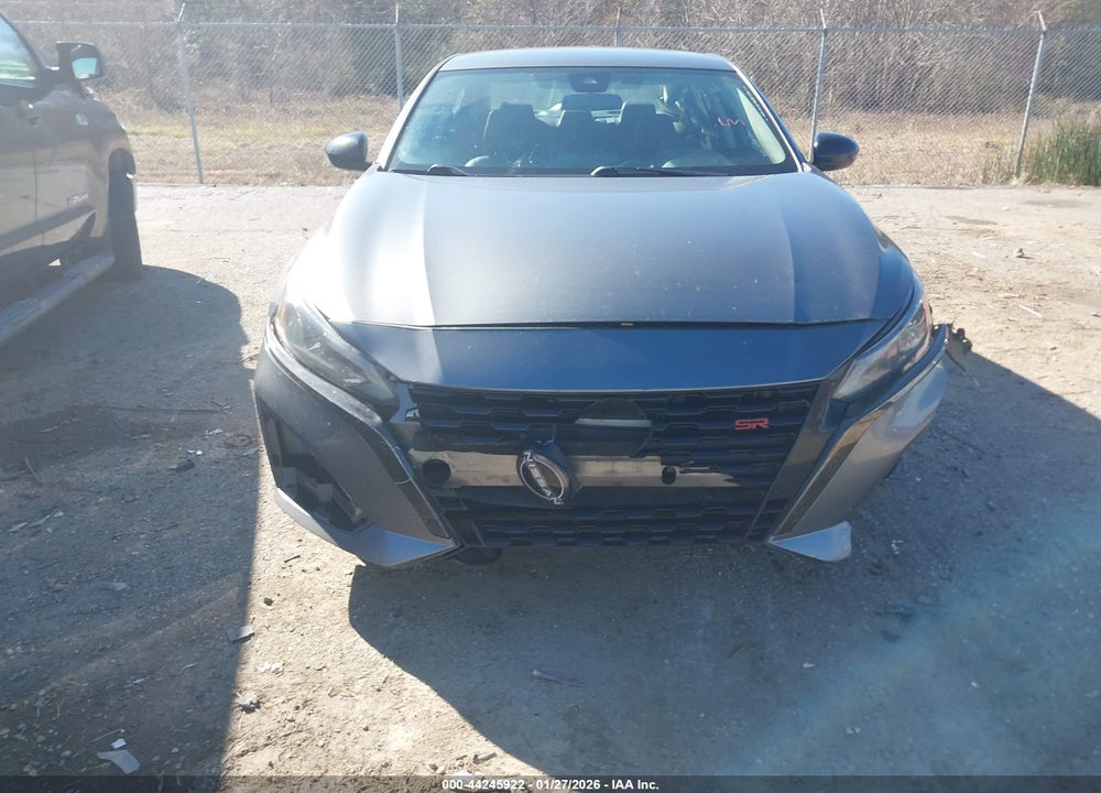 2023 NISSAN ALTIMA SR FWD VIN: 1N4BL4CV4PN335098