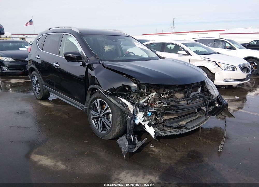 2017 NISSAN ROGUE SL VIN: JN8AT2MT0HW150473