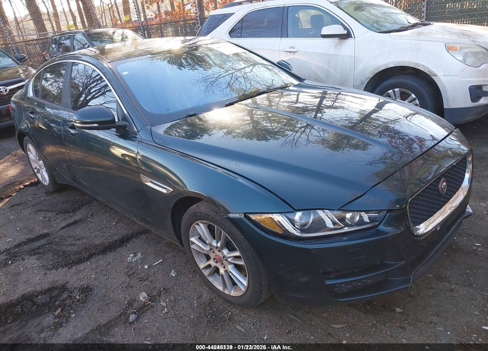 2017 JAGUAR XE 25T PREMIUM VIN: SAJAD4BG7HA946968
