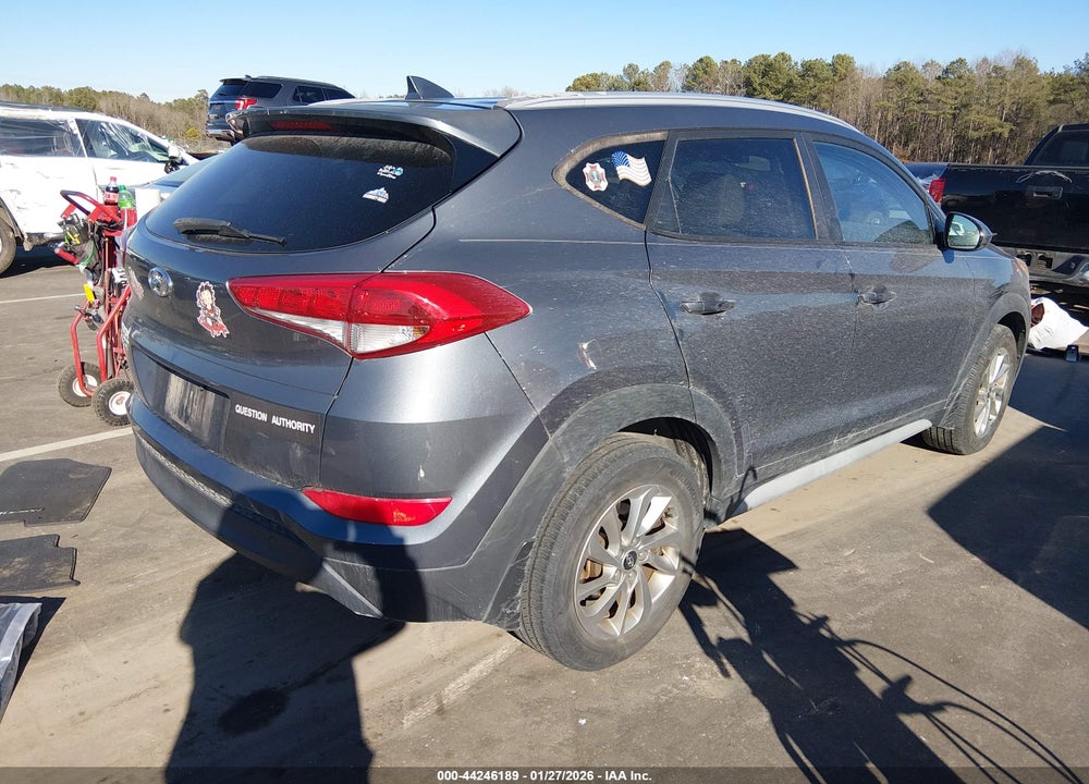 2018 HYUNDAI TUCSON SEL VIN: KM8J33A49JU678850