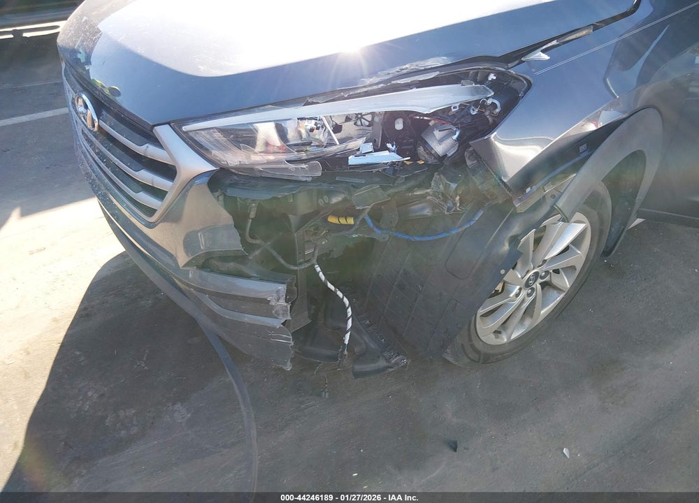 2018 HYUNDAI TUCSON SEL VIN: KM8J33A49JU678850