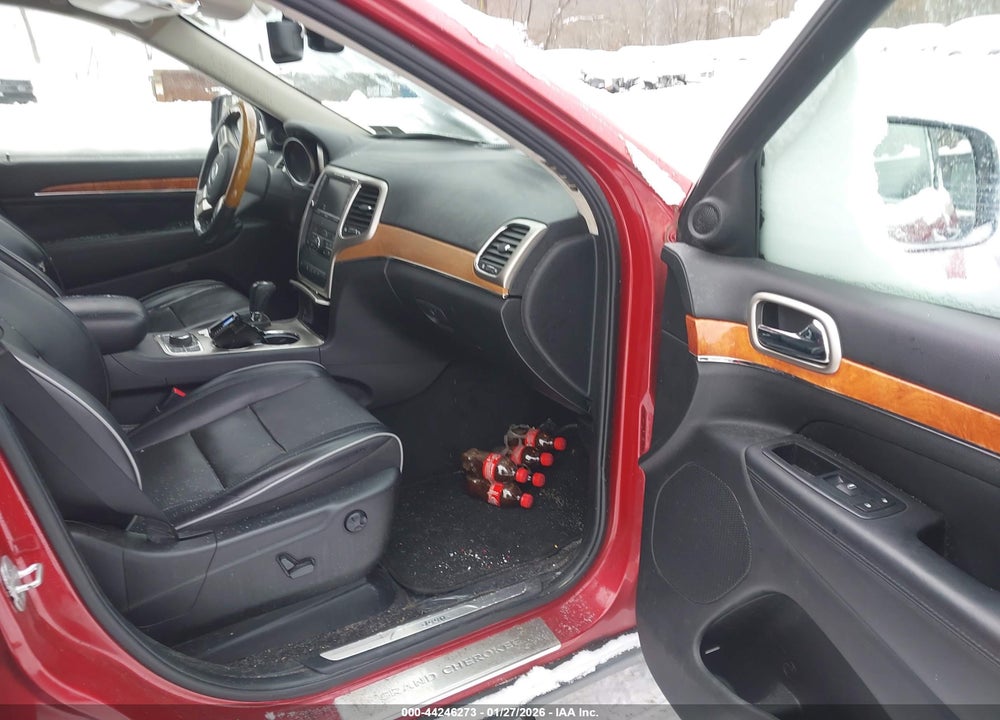 2011 JEEP GRAND CHEROKEE OVERLAND VIN: 1J4RR6GGXBC556878