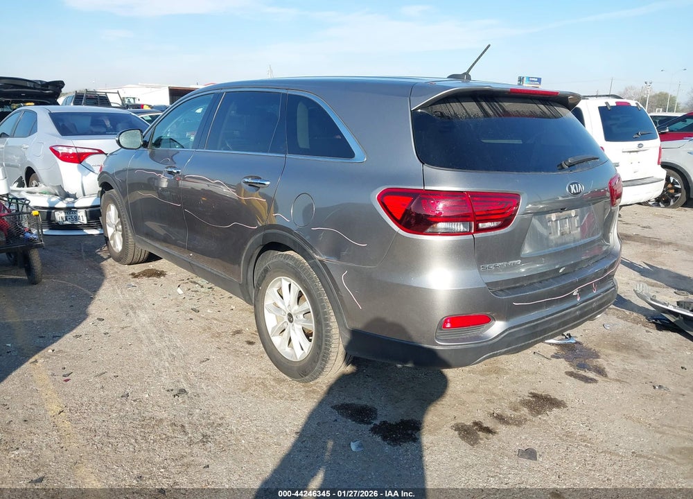 2019 KIA SORENTO 3.3L LX VIN: 5XYPG4A52KG458759