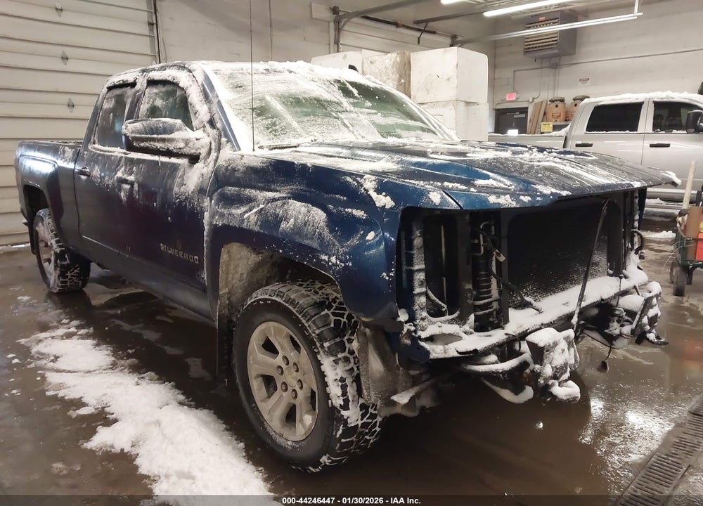 2017 CHEVROLET SILVERADO 1500 2LT VIN: 1GCVKREC3HZ128358