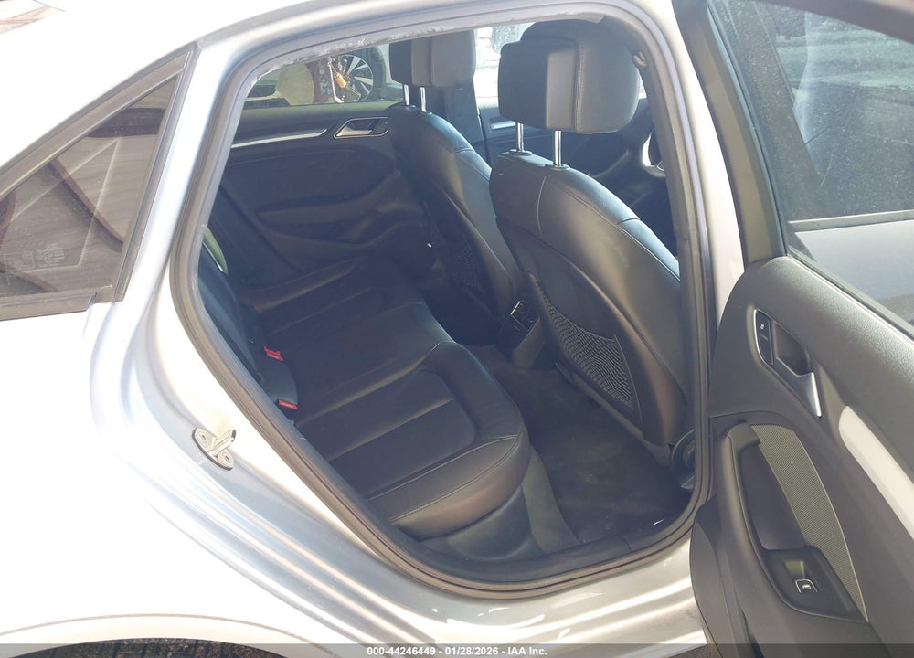 2016 AUDI A3 1.8T PREMIUM VIN: WAUA7GFF2G1056995
