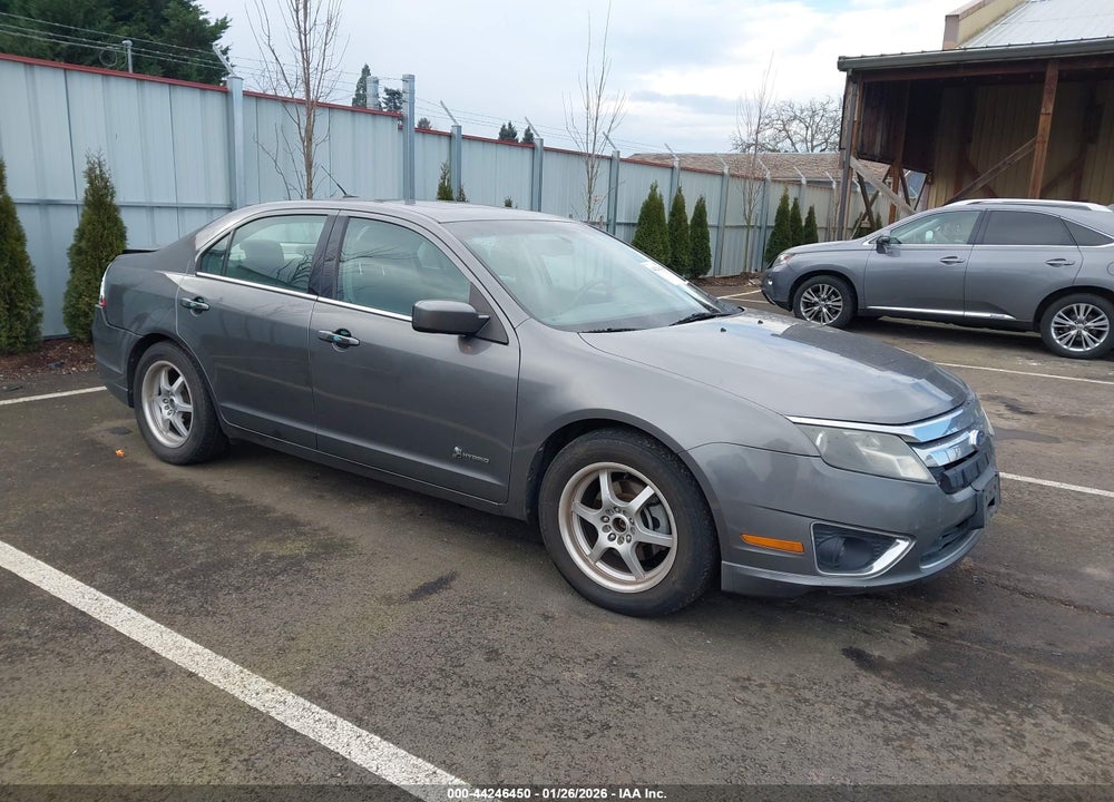 2010 FORD FUSION HYBRID VIN: 3FADP0L37AR133803