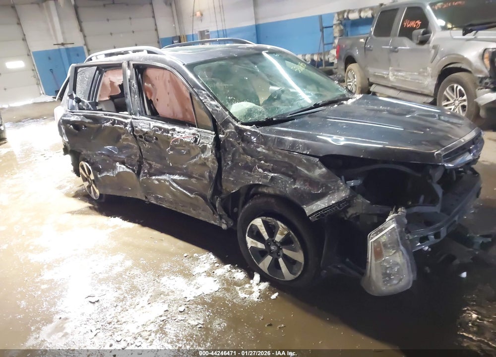 2018 SUBARU FORESTER 2.5I PREMIUM VIN: JF2SJAEC1JH536815