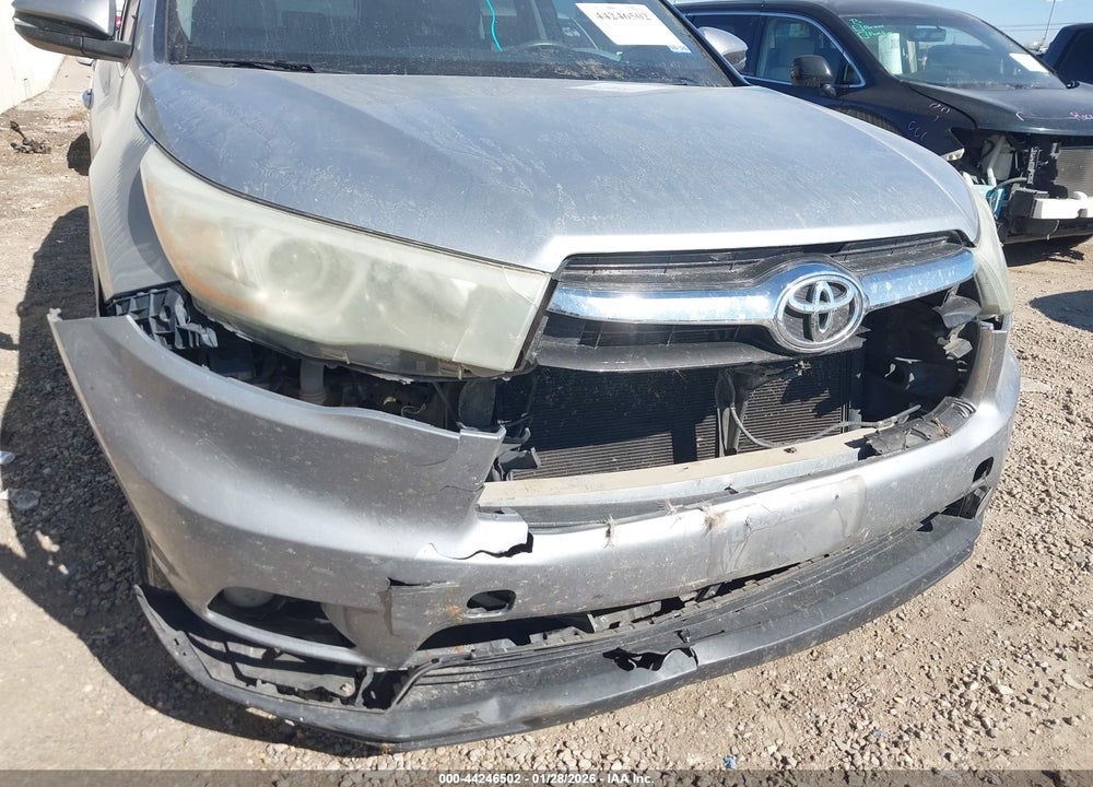 2016 TOYOTA HIGHLANDER XLE V6 VIN: 5TDJKRFH1GS249060