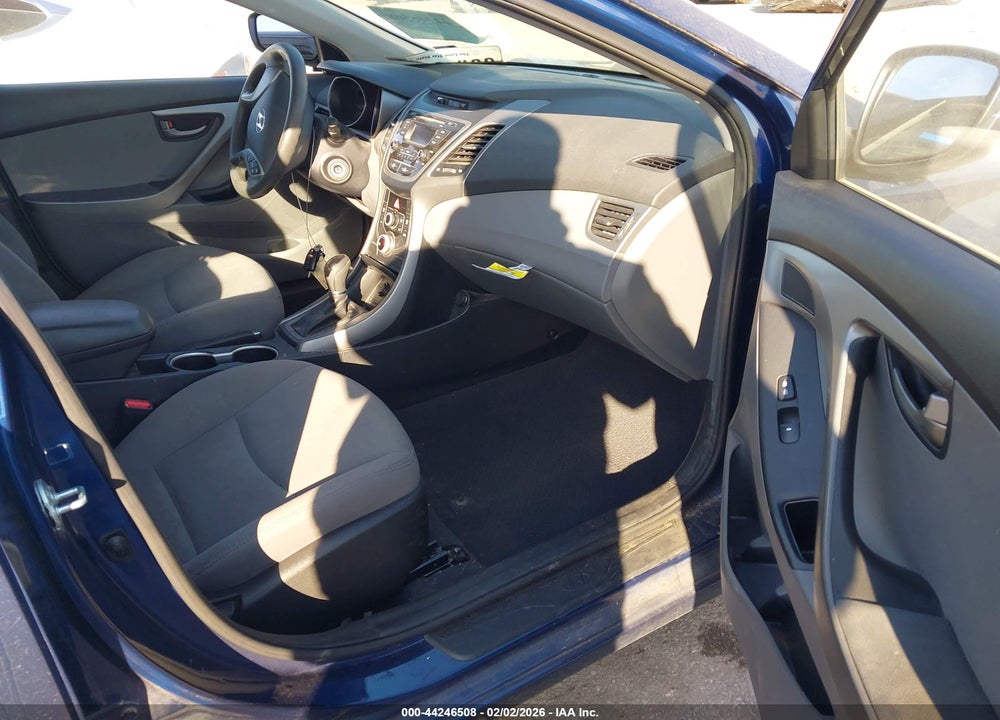 2016 HYUNDAI ELANTRA SE VIN: 5NPDH4AE8GH720848