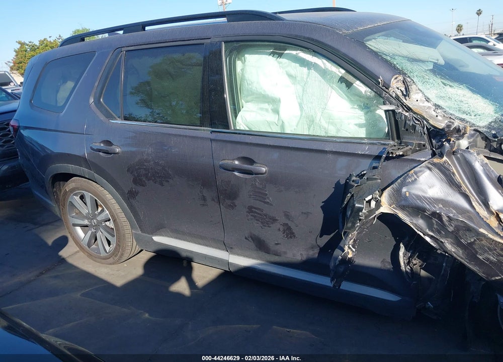 2025 HONDA PILOT TOURING VIN: 5FNYG2H71SB001125