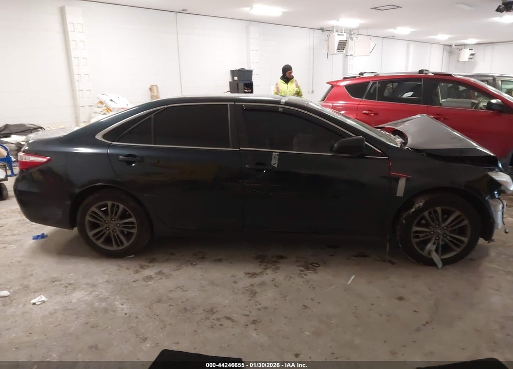 2016 TOYOTA CAMRY SE VIN: 4T1BF1FK2GU255964