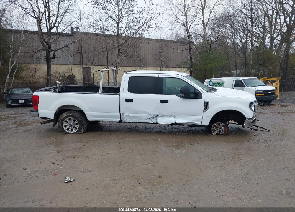2022 FORD F-350 XLT VIN: 1FT8W3B64NEC50338