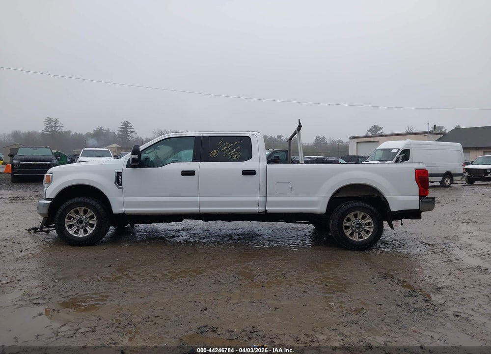 2022 FORD F-350 XLT VIN: 1FT8W3B64NEC50338