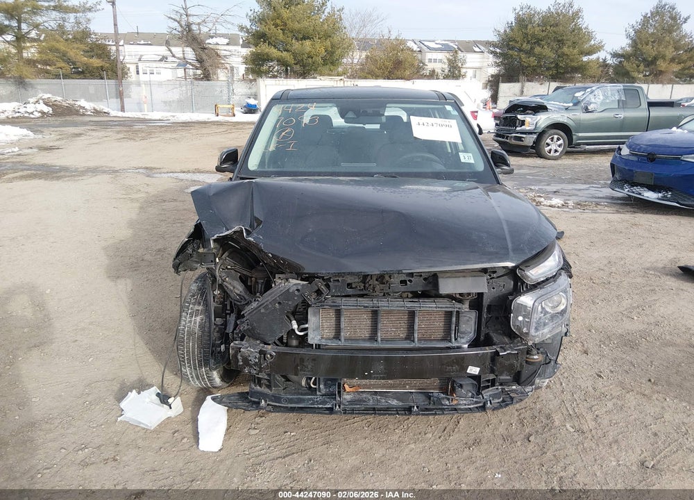 2022 HYUNDAI VENUE SE VIN: KMHRB8A32NU160398
