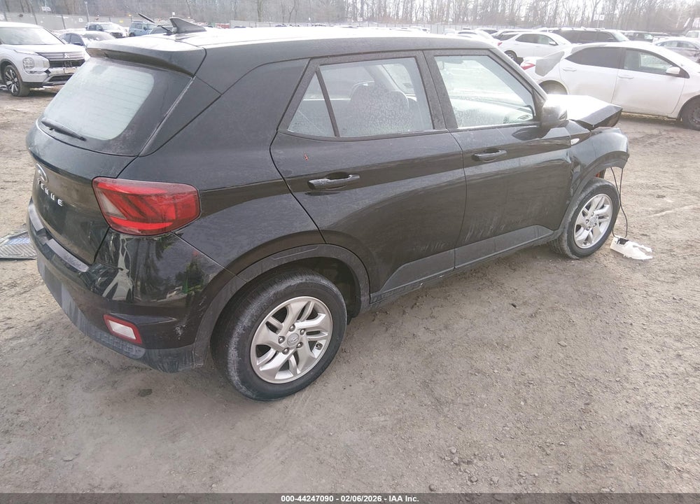 2022 HYUNDAI VENUE SE VIN: KMHRB8A32NU160398