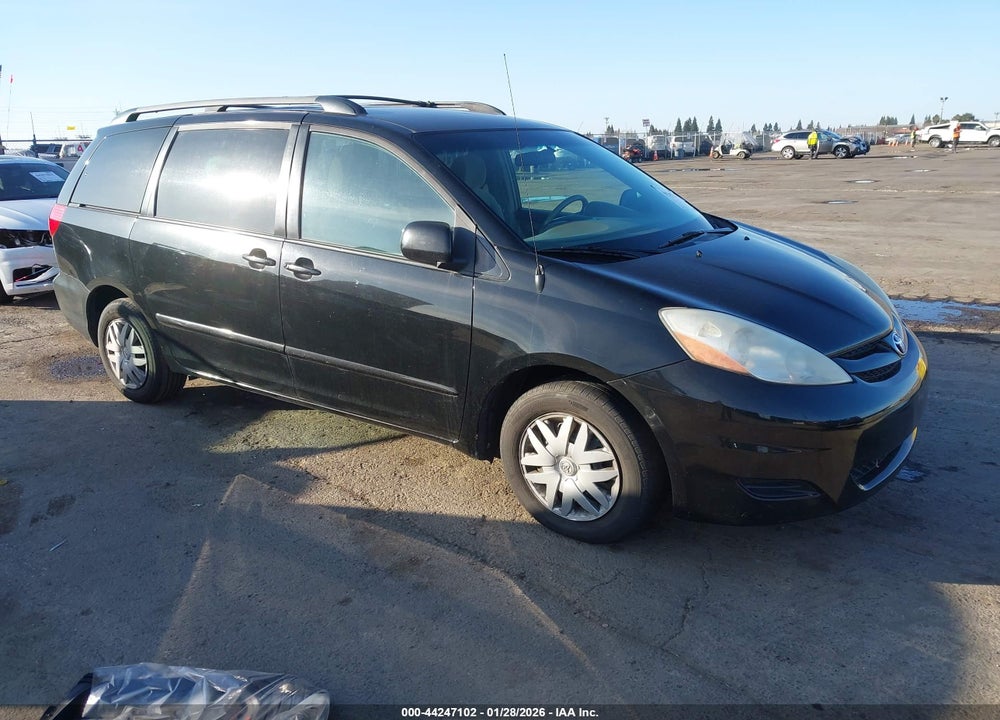 2008 TOYOTA SIENNA LE VIN: 5TDZK23C58S218284