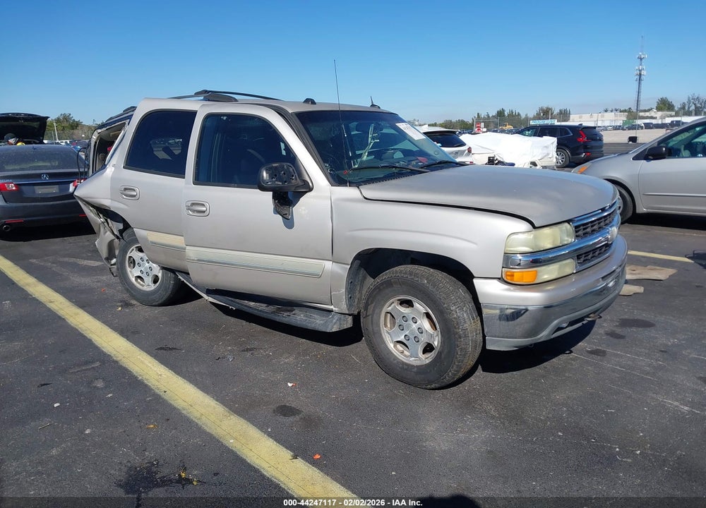 2004 CHEVROLET TAHOE LT VIN: 1GNEK13T04R240234